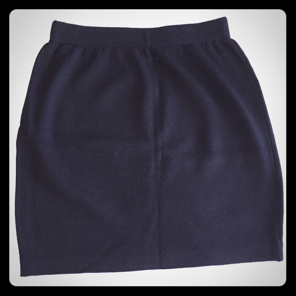 EUC St John Basics skirt - Dark Black 8p